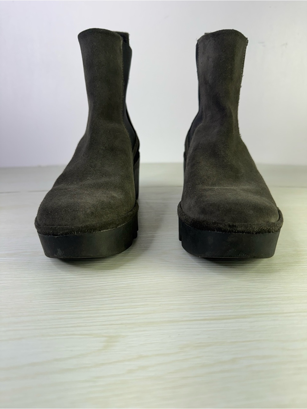 Fly London Bagu gray black suede Chelsea boots size 37 - Picture 5 of 10